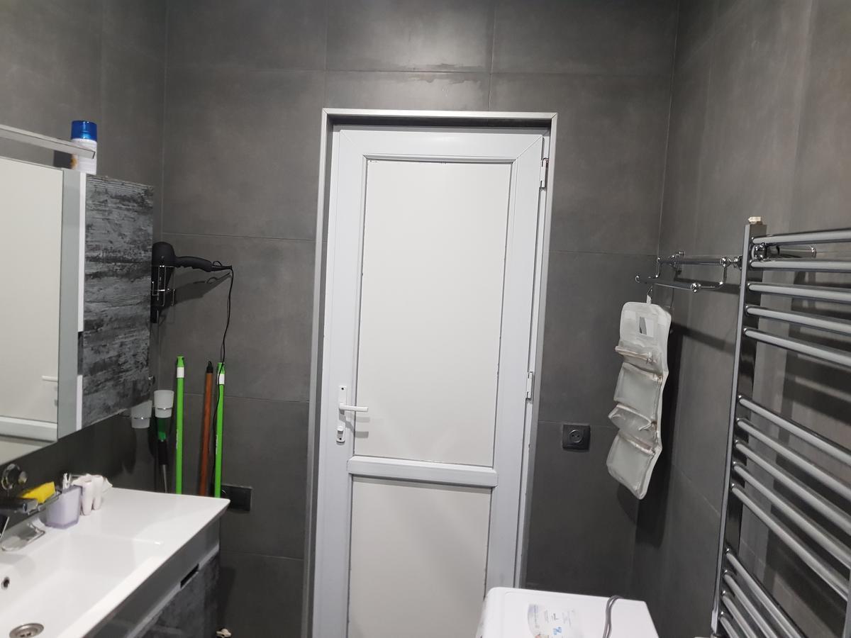 Apartments Cira 01 Батуми Екстериор снимка